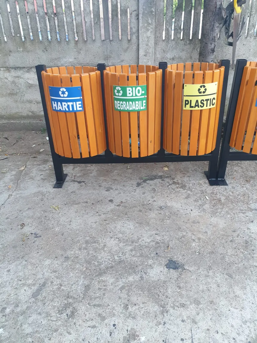 Coșuri de colectare selectivă